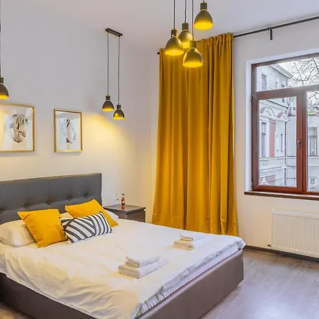 Chateau: Upscale Suites In Bucharest'S Historical Center!-3